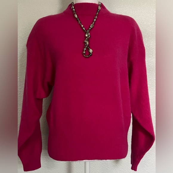 Beautiful fuchsia lambswool blend long sleeve mock turtleneck sweater Size L - Picture 10 of 12